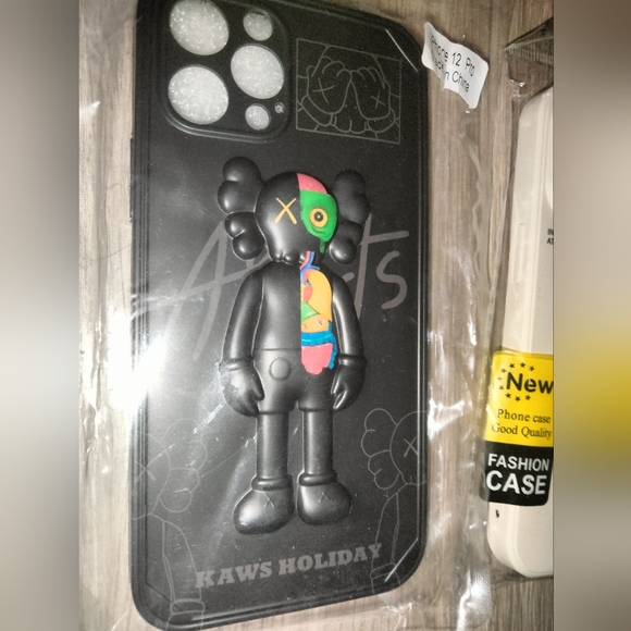 iPhone 12 Pro Mens Case Bundle - Picture 3 of 3